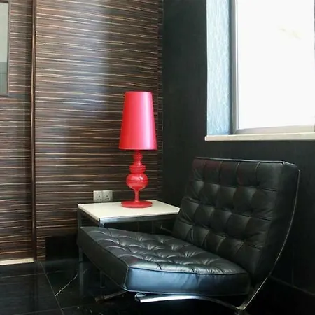 Appartamento 3b Luxury Seafront W/ Pool &gym - Finikoudes Beach *