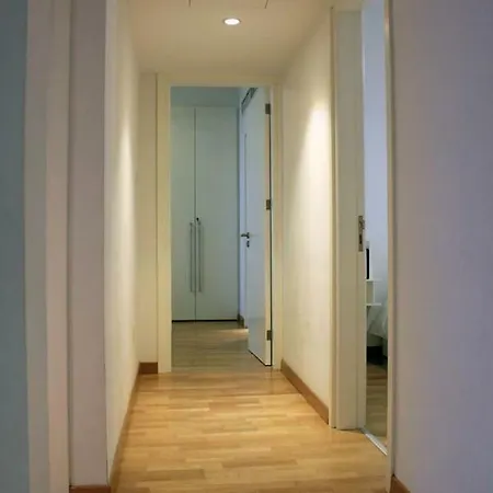 3b Luxury Seafront W/ Pool &gym - Finikoudes Beach Apartment *